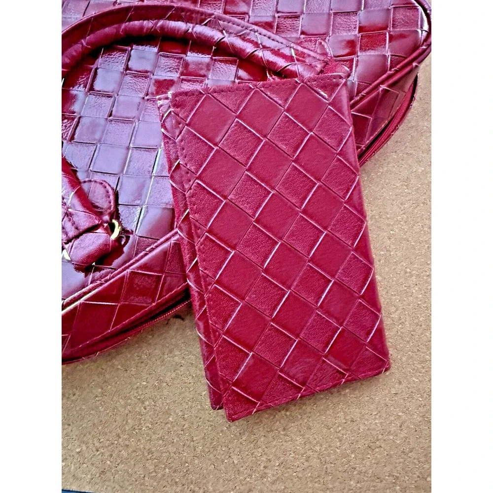 Estee Lauder Red Faux Leather Travel Tote | Quilted Lattice | Dual Handles